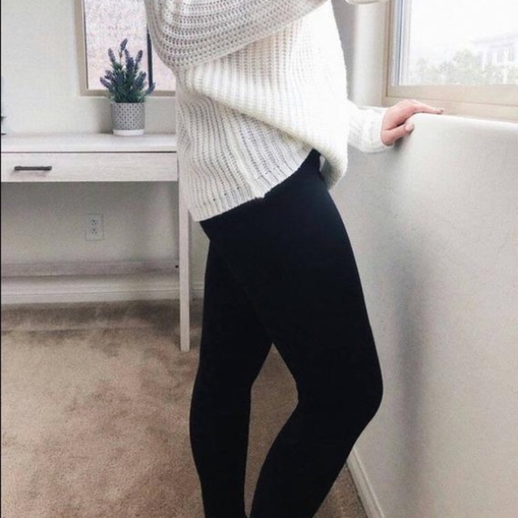 NWT black fleece leggings - Picture 3 of 6